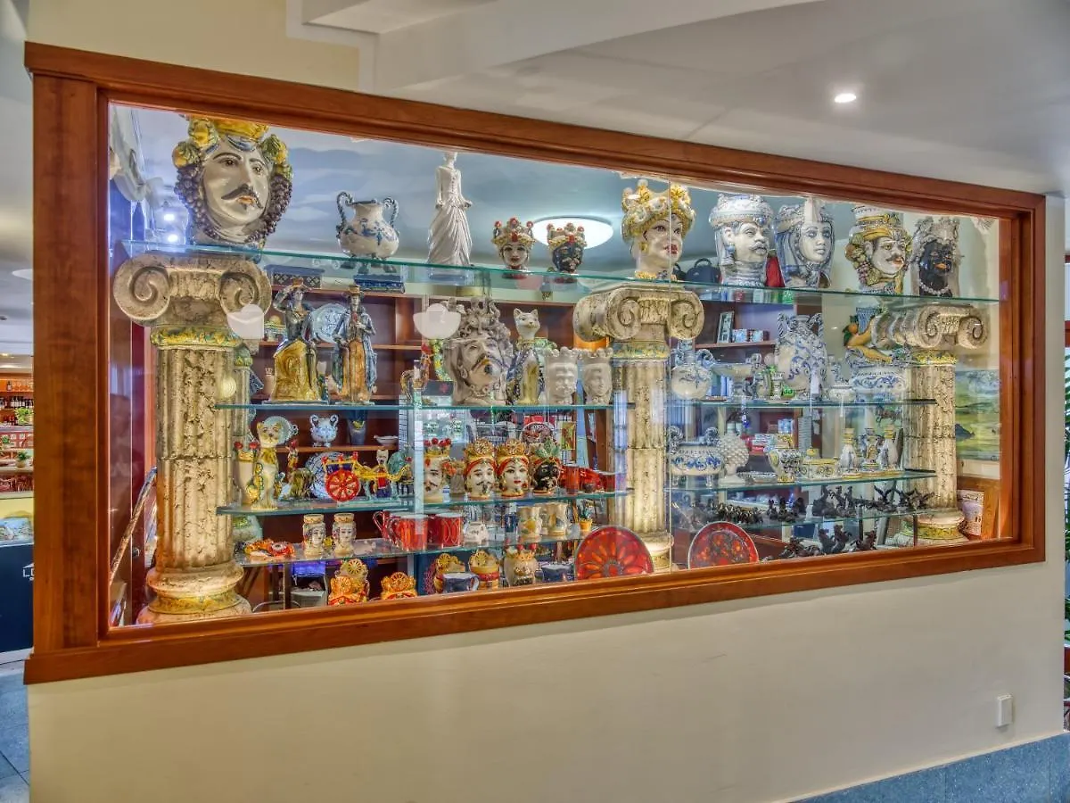 ****  Hotel Caesar Palace Giardini Naxos Italy