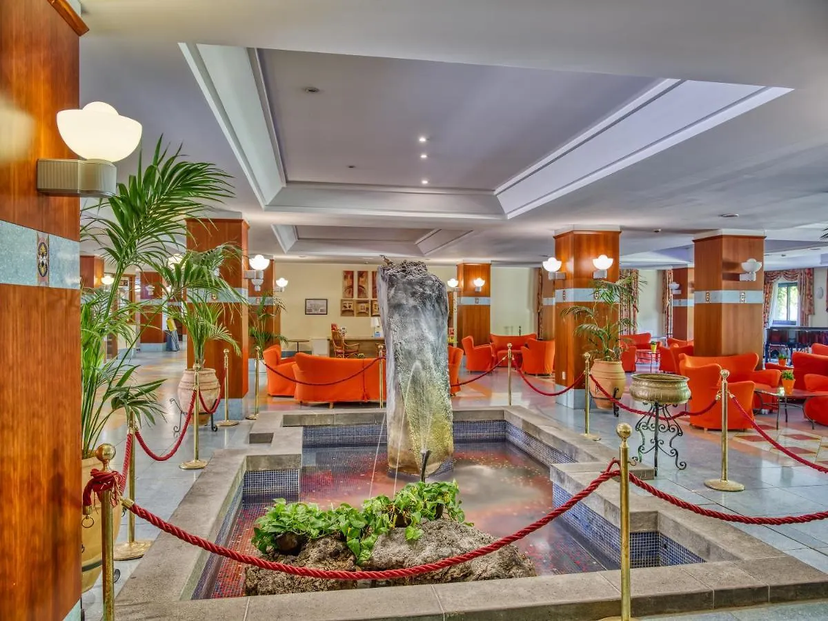 Hotel Caesar Palace Giardini Naxos