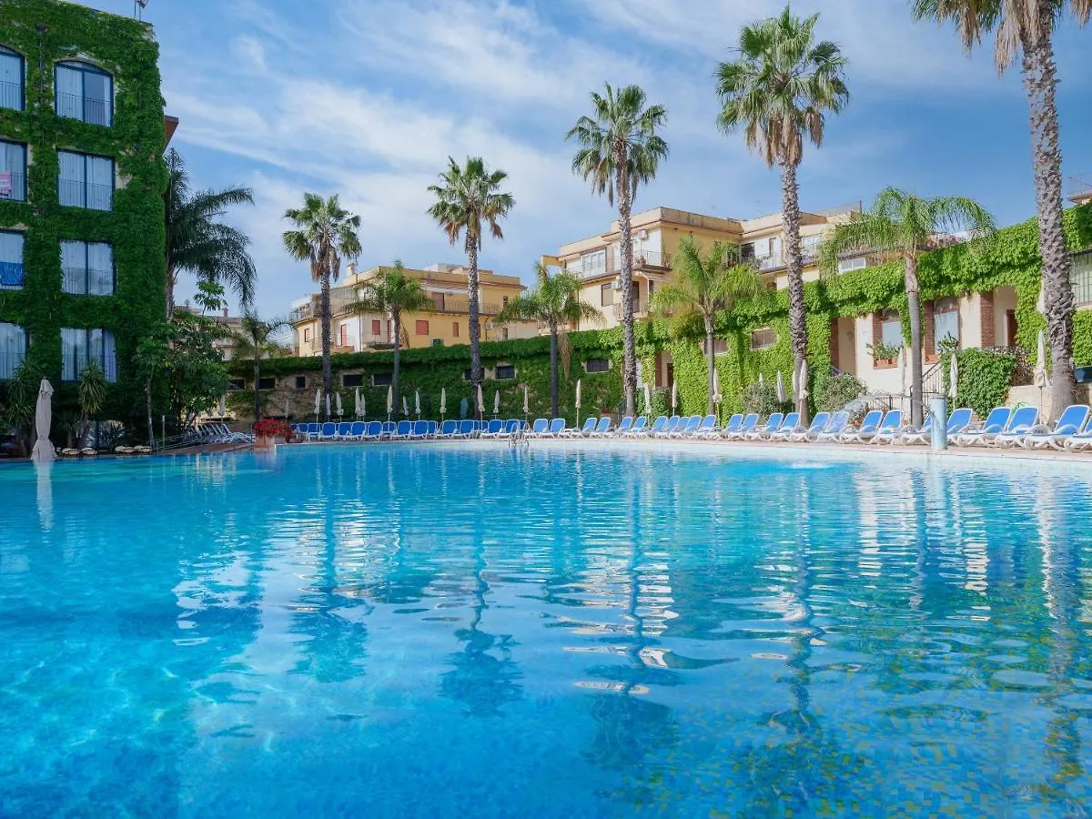 Hotel Caesar Palace Giardini Naxos 4*,  Italy