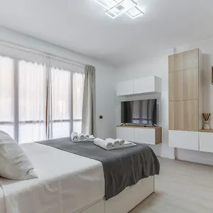 Apartament Santa Giulia Mediolan